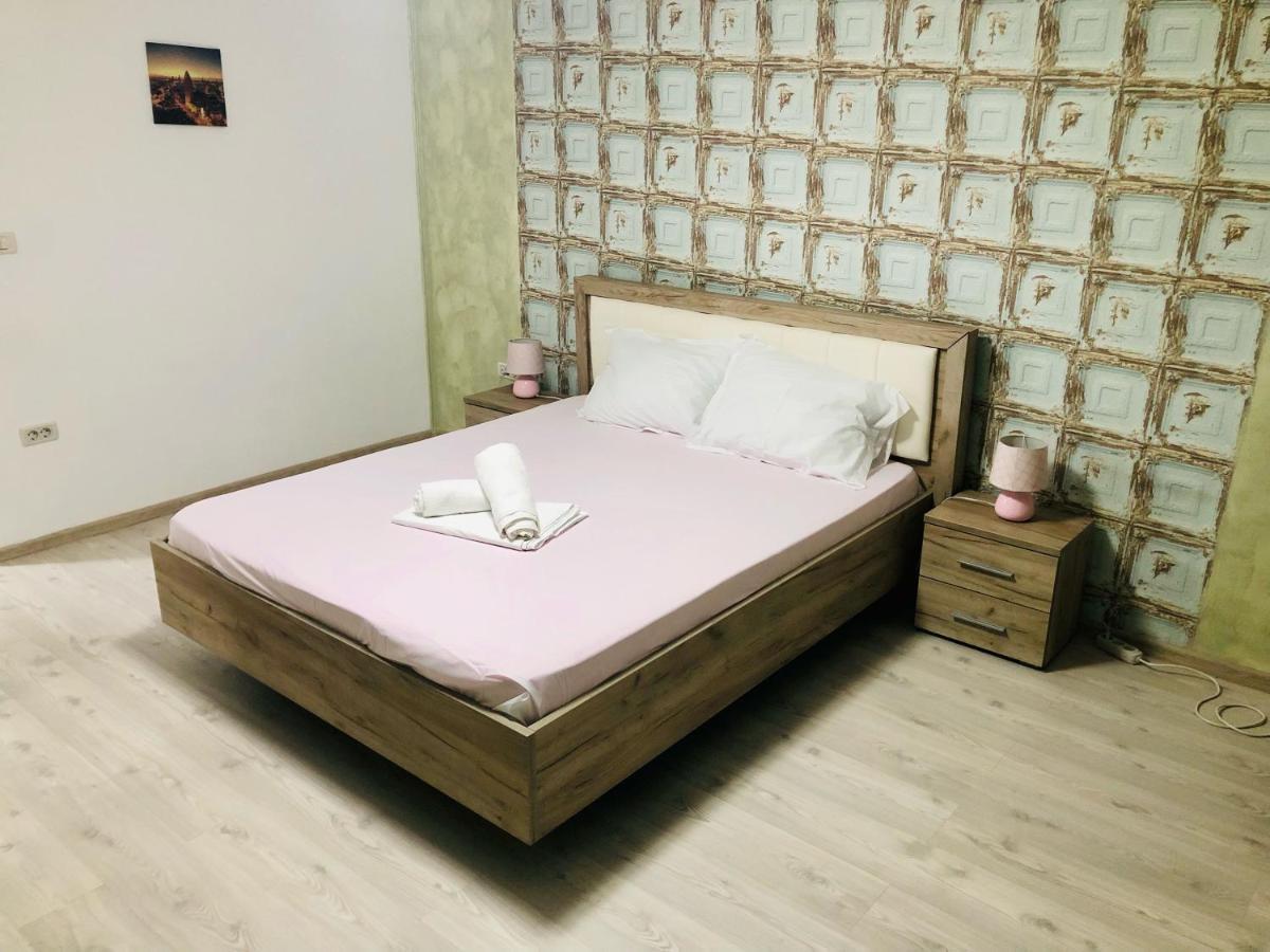 Central Park - Big Apartment - 3 Rooms - Free Parking T5 티미쇼아라 외부 사진