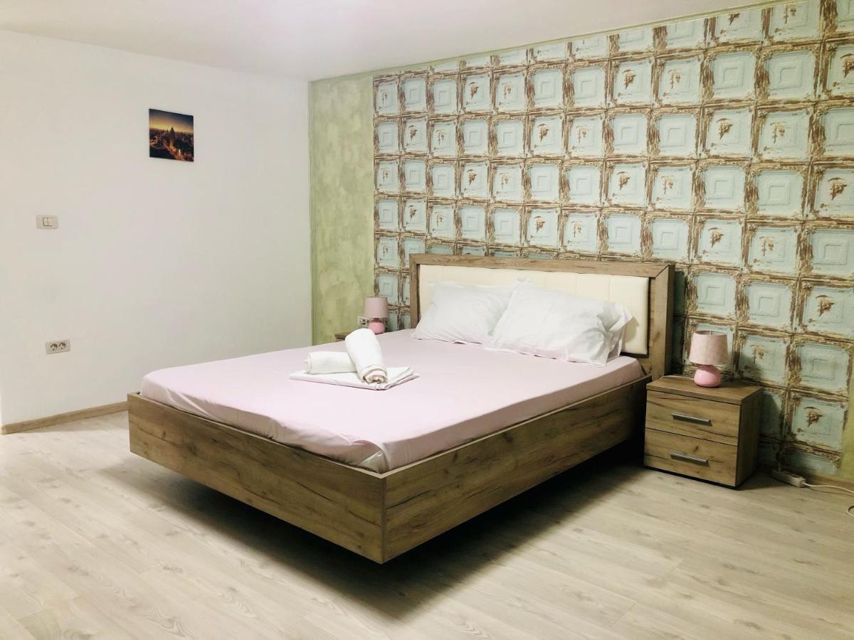 Central Park - Big Apartment - 3 Rooms - Free Parking T5 티미쇼아라 외부 사진